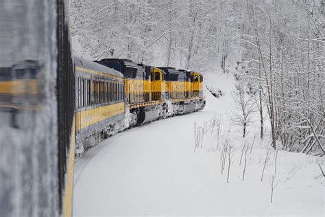 14 Winter Train Rides