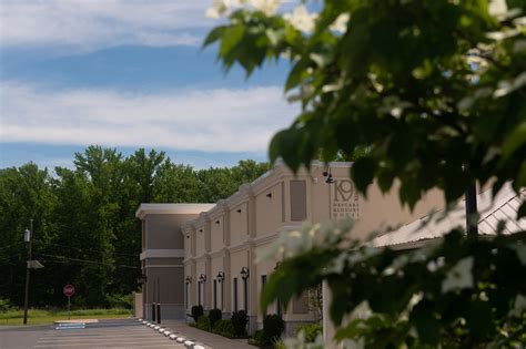 Cherry Hill Dog Boarding & Daycare | K9 Resorts