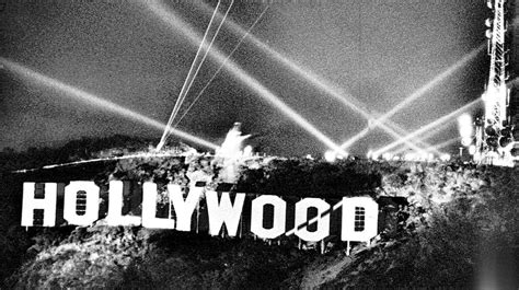 Ikonický Nápis Hollywood Slaví 100 Let Idnestv