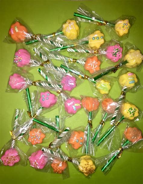 On a brighter note, for those of us already planning in advance, many of the top virtual flower shops are currently offering early delivery dates for mother's day. Flower Marshmallow pops for Mother's Day pink yellow ...