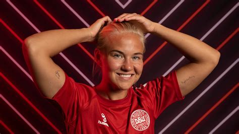 How Brilliant Is Bayern And Denmarks Pernille Harder Uefa Womens