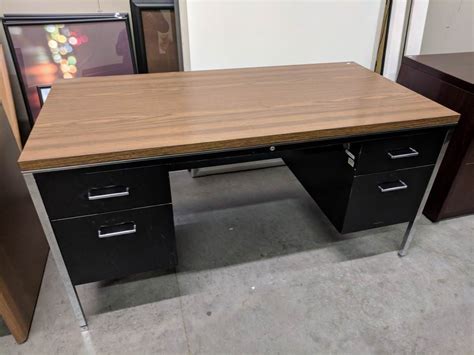 Steelcase Black Metal Desk With Walnut Laminate Top 60 X 30 X 30