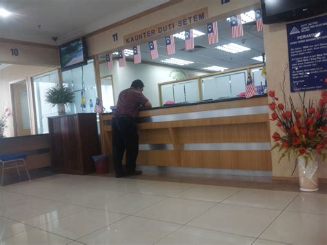 For more information and source, see on this link : Journey of my life.: Lewat sehari untuk duti setem