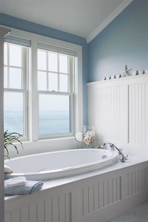 There are usually one or two steps leading up to the tub. 9 Ideas for Cottage Baths - Old-House Online - Old-House ...
