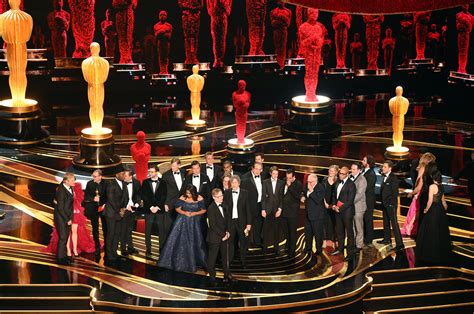 We have listed the awards by the years in. Oscars 2019: GREEN BOOK wins Best Picture - Oscars 2019 News | 91st Academy Awards