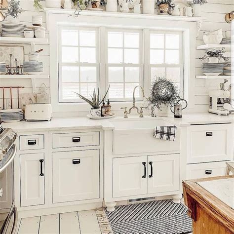 30 Rustic White Farmhouse Kitchen Decoomo