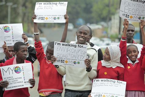 marathon record holder patrick makau joins the long short walk flickr photo sharing