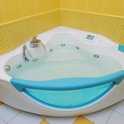 We just bought a house with this whirlpool tub in it. How to Clean Whirlpool Jets With Vinegar | Cleaning a ...