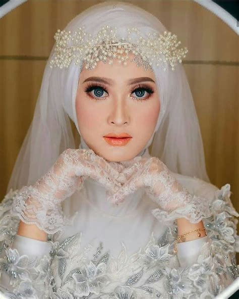 Berbagai Macam Inspirasi Gaun Pernikahan Syari Yang Cantik Di 2020