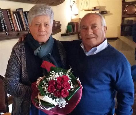 Stuart e adrian baker, pensionati di 74 e 72 anni, non avevano alcun problema di salute prima di contrarre il virus. UMBERTO E ANGIOLINA, ULTRAOTTANTENNI DI POTENZA, OGGI FESTEGGIANO 65 ANNI DI MATRIMONIO! AUGURI ...