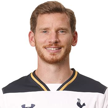 Jan vertonghen surprises young fan for christmas! Jan Vertonghen statistics history, goals, assists, game ...