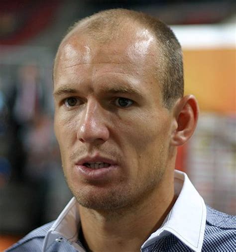 This is the official facebook page of arjen robben! Arjen Robben - Wikipedia