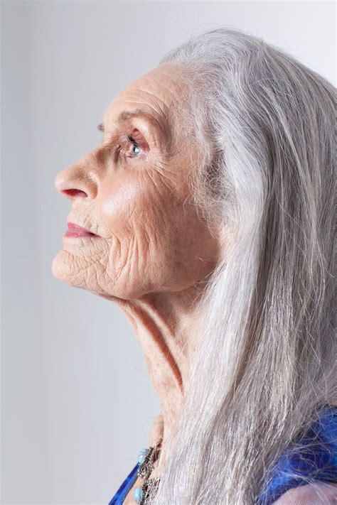 Edith S Head Photo Beautiful Old Woman Stylish Older Women Long Gray Hair