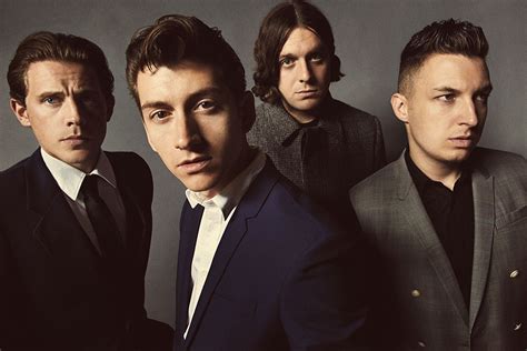 Arctic Monkeys Akan Rilis Ulang Album Debut Whatever People Say I Am