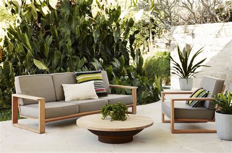 The Immense Beauty Of Outdoor Furniture Used Indoors | My Decorative