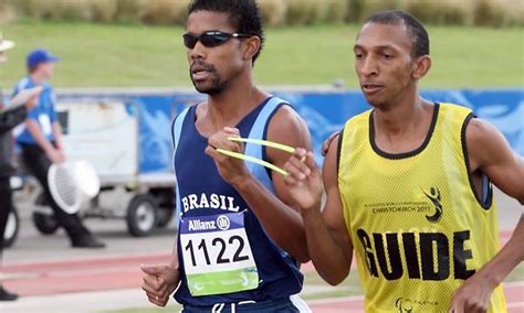 A primeira medalha de ouro para o brasil nos jogos olímpicos de tóquio veio no surfe. Brasil conquista primeira medalha de ouro no Mundial ...