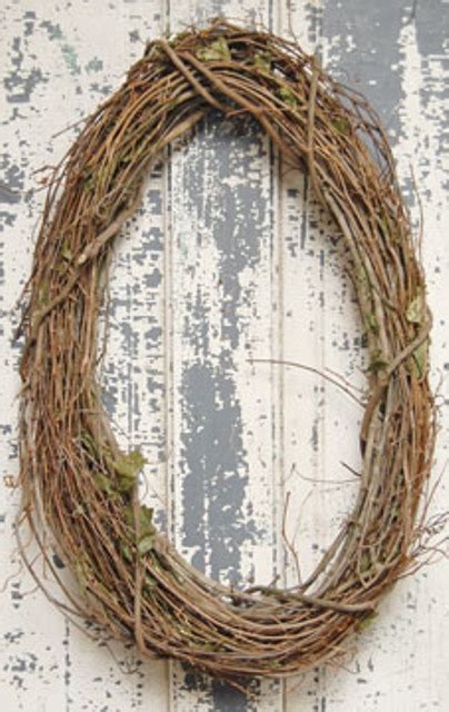 Oval Grapevine Wreath
