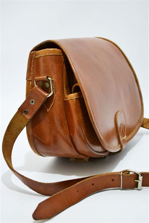 Vintage Tan Leather Saddle Bag Yokevintage Co Uk Leather Saddle