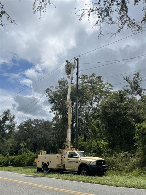 Singing River Electric Sends Linemen To Suwannee Valley Electric To Aid