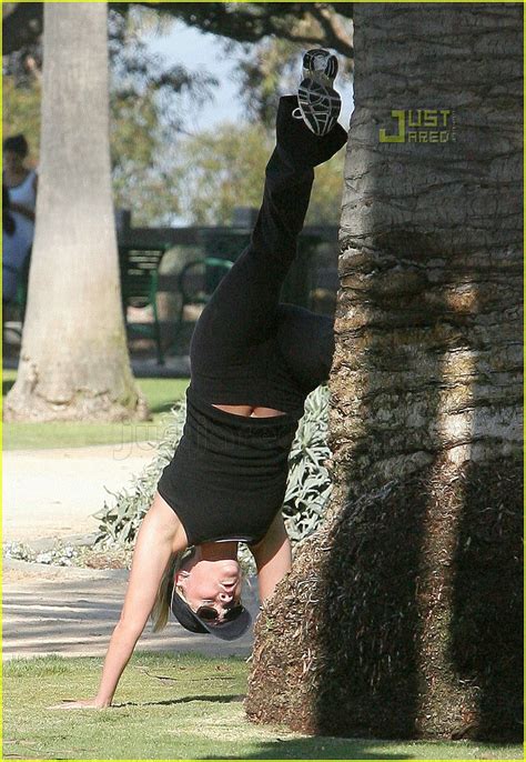 Witherspoon S Upside Down Workout Photo Reese Witherspoon