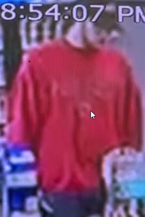 Lakewood police still searching for person involved in hit-and-run that
