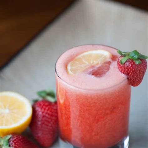 Strawberry Lemonade Whiskey Sour Recipe Self Proclaimed Foodie