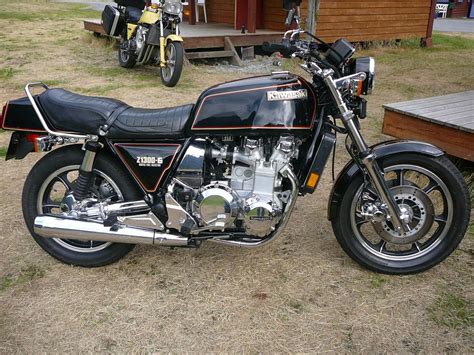 The kawasaki z1300 is presented to the paris salon in october 1978. Kawasaki Kawasaki Z1300 - Moto.ZombDrive.COM