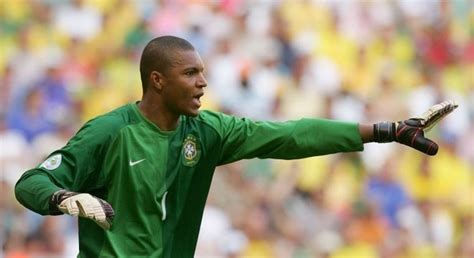 Com richarlison e douglas luiz pela primeira vez, jardine escala time titular. Ex-goleiro Dida acredita que o Brasil pode vencer a Copa ...