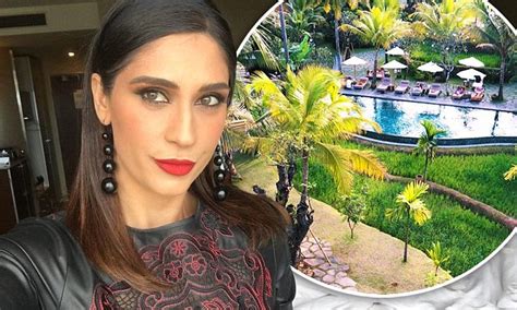 MKR S Sonya Mefaddi Jets Off To Bali Following Controversy Daily Mail