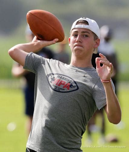 Nations Top Quarterbacks Build A Fraternity At Manning Passing Academy Archive