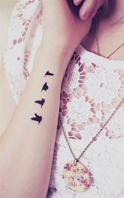 68 Small Bird Tattoo Designs to Mirror Your Passion for Flying
