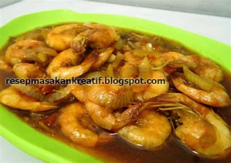 /ˌnɑːsi ɡɒˈrɛŋ/) refers to fried rice in both the indonesian and malay languages. TUTORIAL RESEP UDANG GORENG MENTEGA ENAK - Kuliner Melayu
