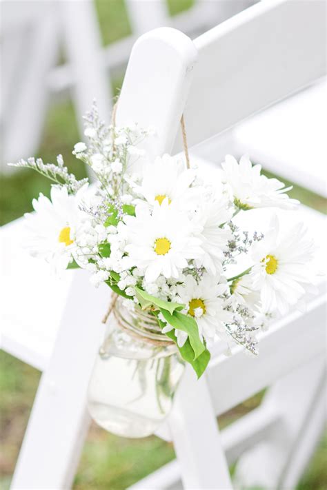 White Daisies In Mason Jar For Rustic Outdoor Wedding Daisy Wedding