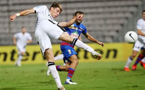 In the last 20 games, aek athens got 8 3. PAOK stumbles again in Super League | eKathimerini.com