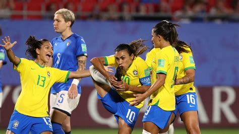 Marta Breaks World Cup Scoring Record