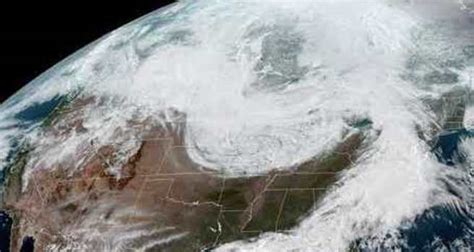 Northeast Braces For New Noreaster As Midwest Hit By Winter Storm