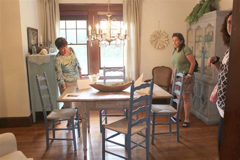 Peoplediningroom Finding Silver Pennies