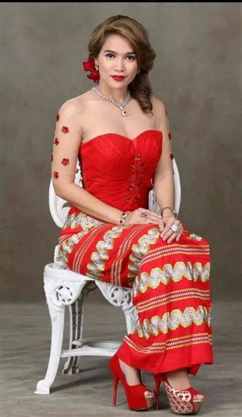 Myanmar Celebrities Myanmar Model With Attractive Smile Aye Myat Thu