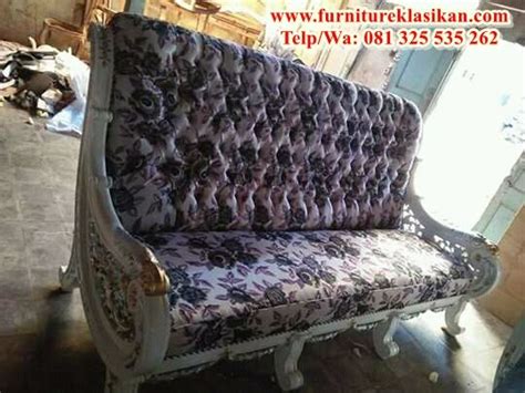 Dekskripsikan spanduk anda (ukuran, warna keinginan, nama acara, tema, tggal acara dll) dengan mengirim sms ke no. contoh desain kursi tamu ukir mewah, trend sofa tamu ukir modern, spesifikasi kursi tamu jati ...