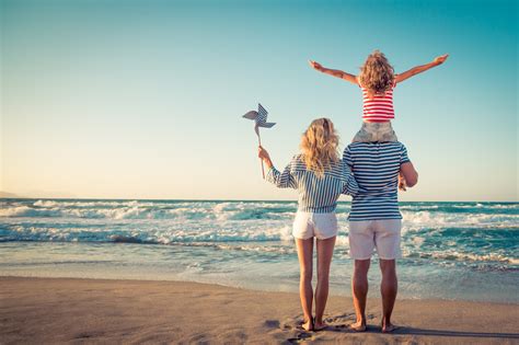 10 Budget-Friendly Family Vacation Ideas for This Summer