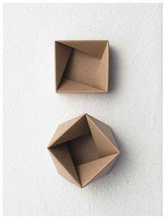 I wonder if I can figure out how to make these. | Geometric box