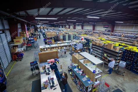 Auto Service Parts Warehouse Stock Editorial Photo © Joshuarainey