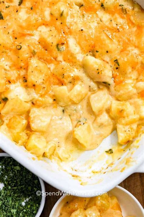 This Cheesy Potatoes Recipe Is Loaded With Potatoes Sour Cream And Cheese And Baked In The Oven