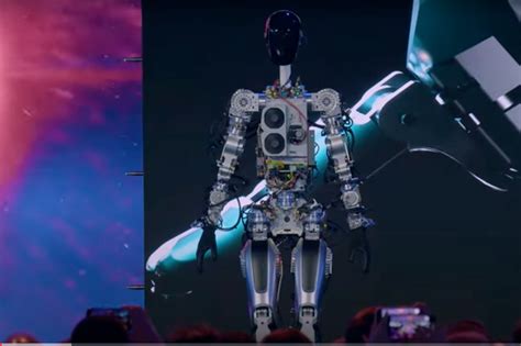 Elon Musk Just Debuted Teslas First Humanoid Robot