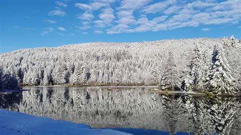Lac De Lispach 14 Novembre 2017 Lhiver Sinstalle à La Bresse Hautes
