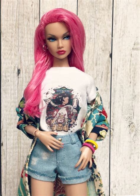 Pin On Barbies And Dolls 23