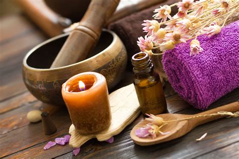 Maybe you would like to learn more about one of these? Le Massage Indien - La voie du Naad