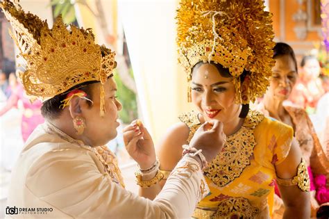 Bali Wedding Tradition By Dream Studio Photoworks