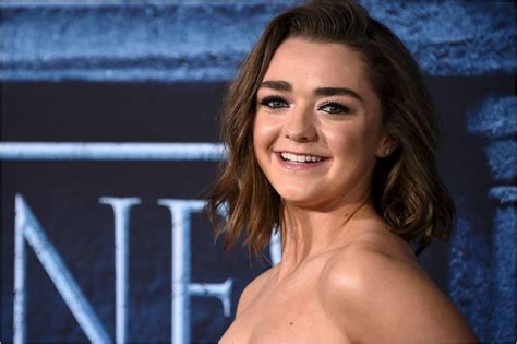 Maisie Williams Topless Pictures Leaked Online Arent