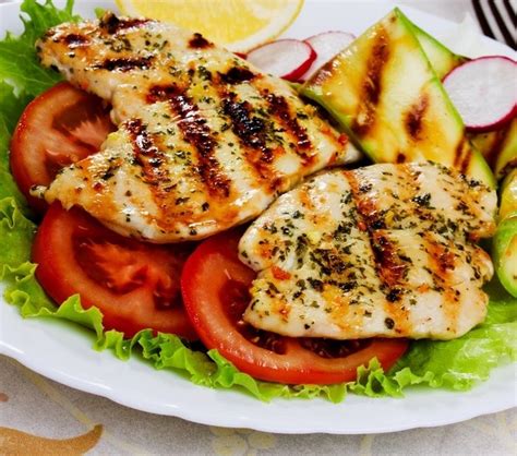 These healthy chicken fajitas can be prepared on the stovetop with a grill pan as directed, or outside over a frozen artichoke hearts are much easier and more time friendly than breaking down whole artichokes, but if baking: Heart healthy recipes with chicken | Heart healthy chicken ...